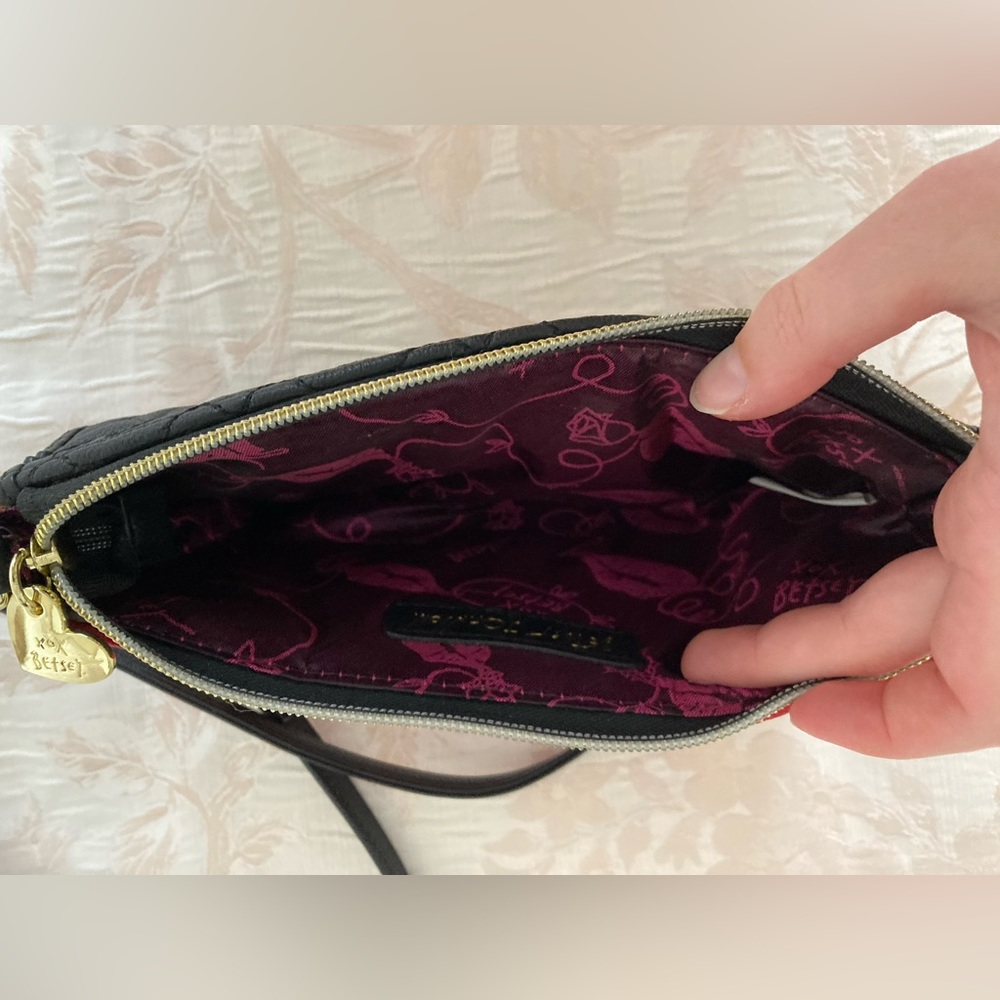 Betsy Johnson Crossbody - Picture 4 of 5